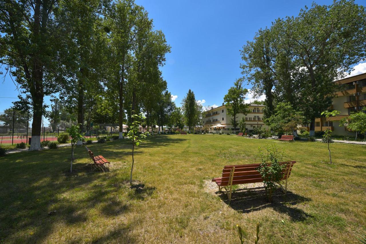 Complex Mediteranean Mamaia Buitenkant foto