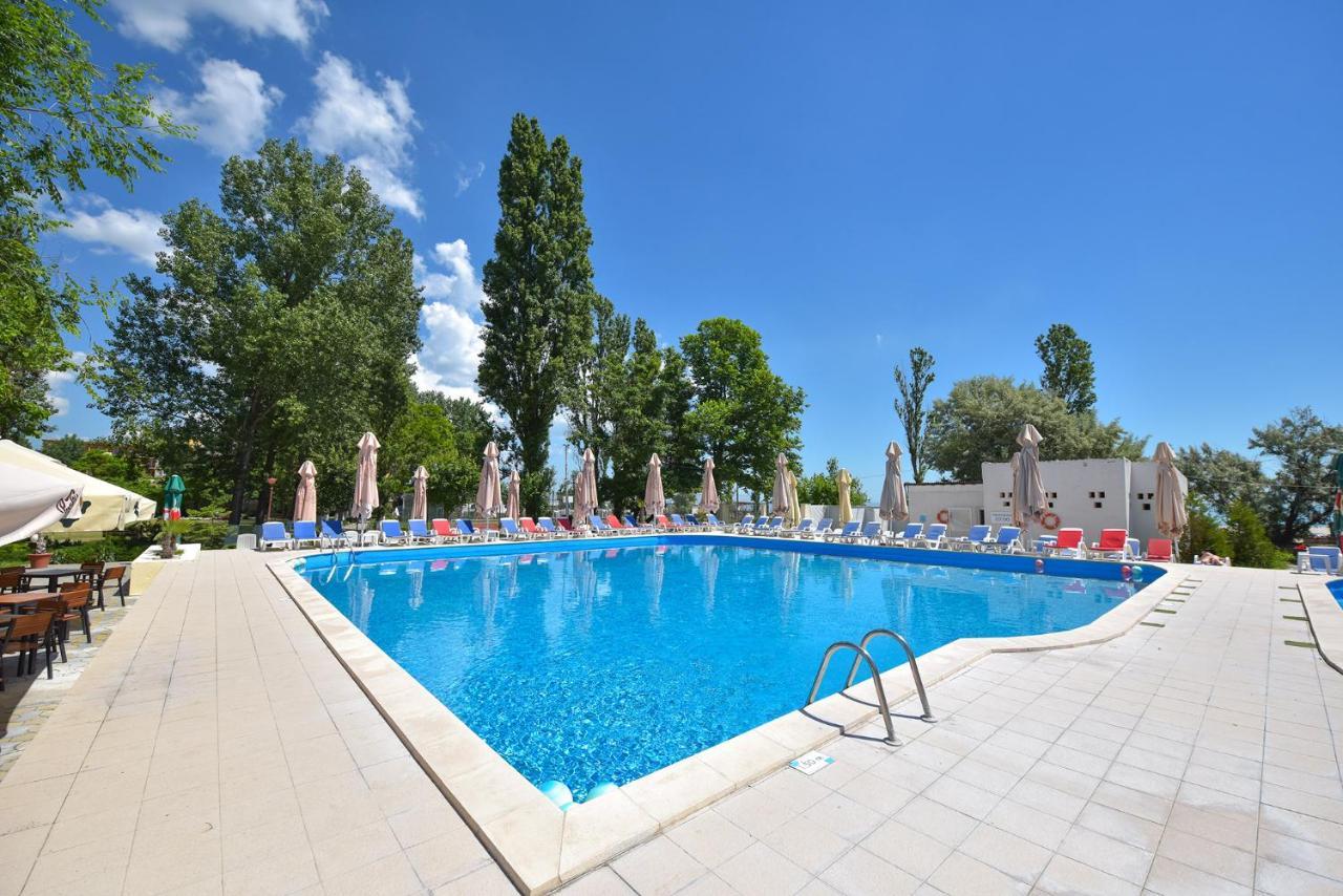 Complex Mediteranean Mamaia Buitenkant foto